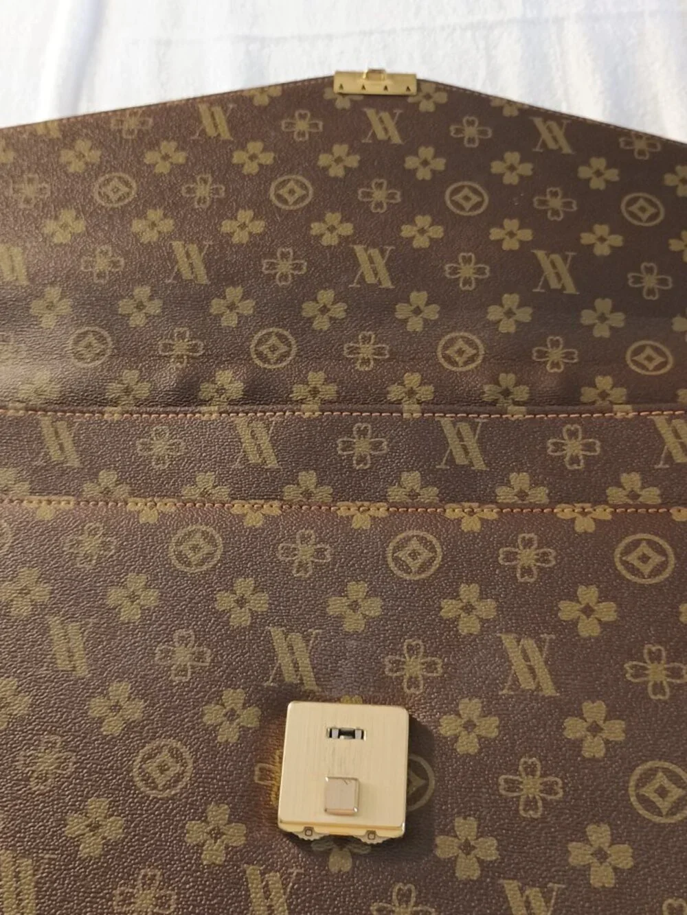 Louis Vuitton Monogram Briefcase Business Bag Portfolio Leather Hard-Sided Docum